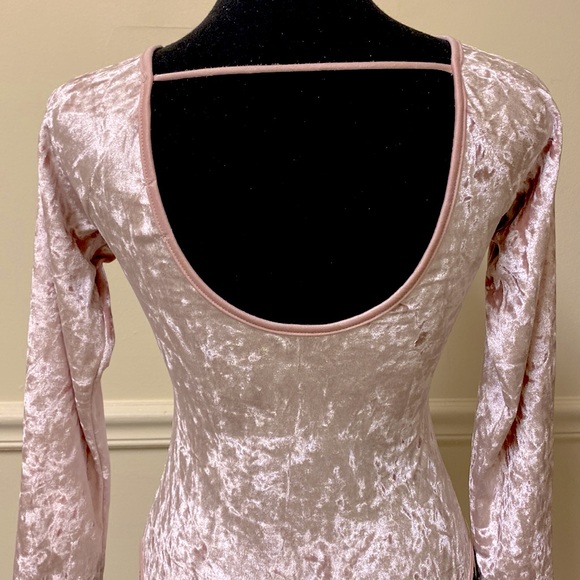 Light Pink Velvet Velour Body Suit - Picture 15 of 16
